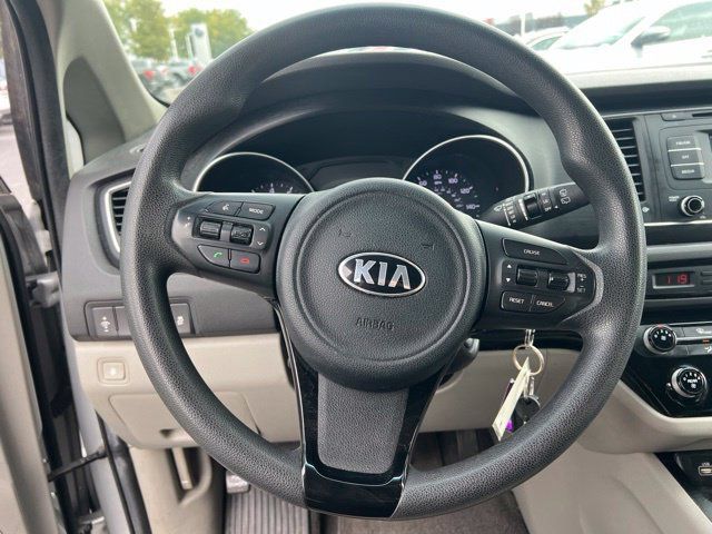 Used 2015 Kia Sedona LX FWD image 13
