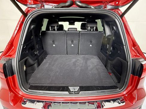 Used 2024 Mercedes-Benz GLB 250 image 29
