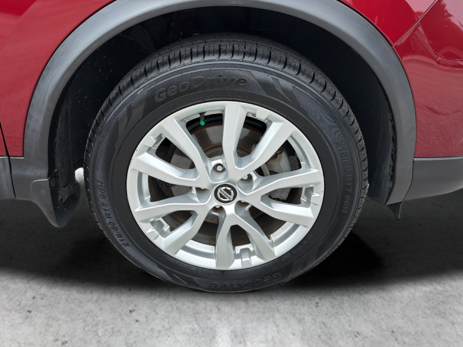 Used 2020 Nissan Rogue Sport SV w/ All-Weather Package FWD image 37