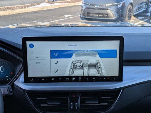 Used 2023 Ford Escape Platinum image 25