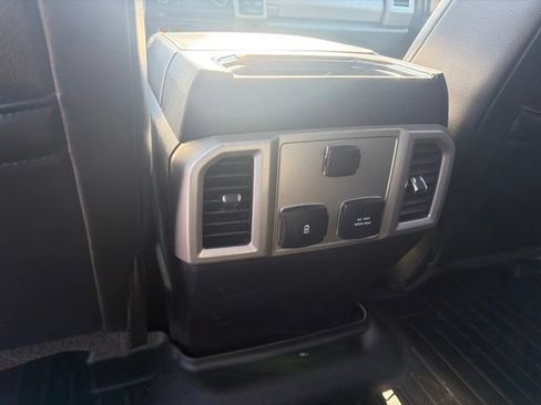 Used 2018 Ford F250 Lariat w/ Lariat Ultimate Package AWD/4WD image 16