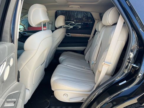 Used 2023 Genesis GV80 2.5T w/ Prestige 20" Package image 19