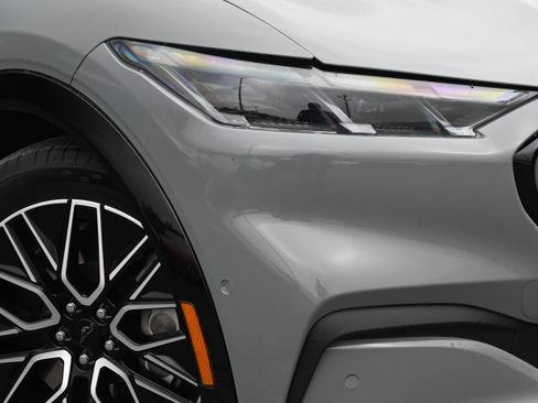 Used 2024 Ford Mustang Mach-E Premium image 13