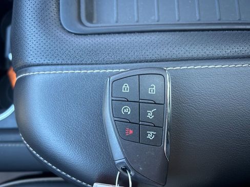 Used 2023 GMC Yukon SLT image 19