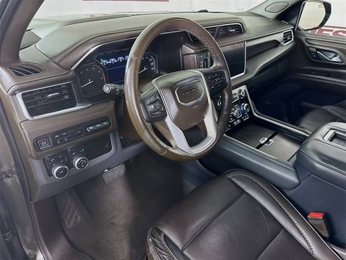 Used 2021 GMC Yukon Denali image 20