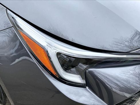 Certified 2024 Toyota Corolla SE image 25