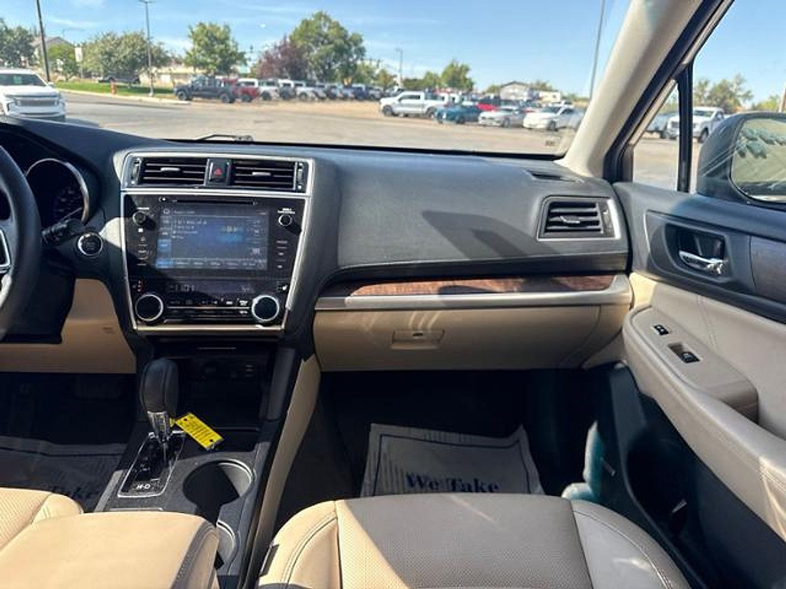 Used 2018 Subaru Outback 3.6R Limited AWD/4WD image 16