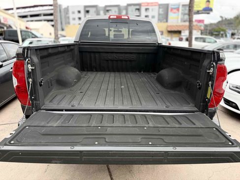 Used 2015 Toyota Tundra SR5 w/ SR5 Upgrade Package RWD image 38