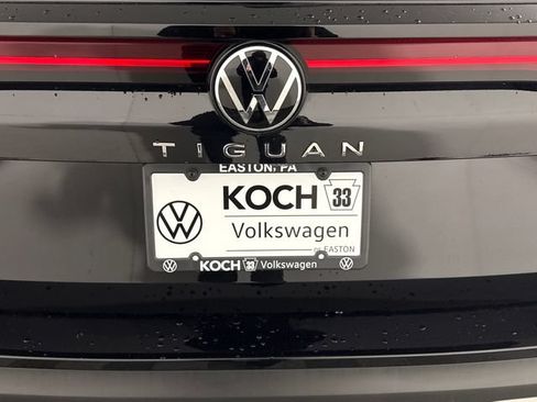 Used 2025 Volkswagen Tiguan S AWD/4WD image 47