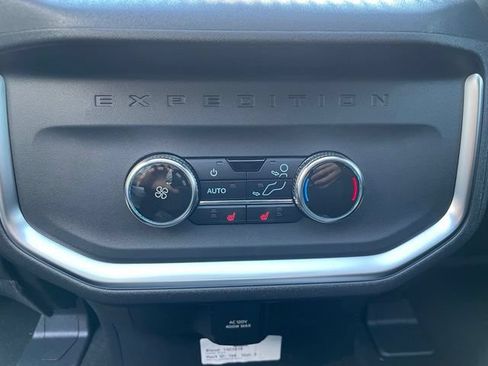 New 2026 Ford Expedition Max Platinum w/ Stealth Appearance Package AWD/4WD image 54