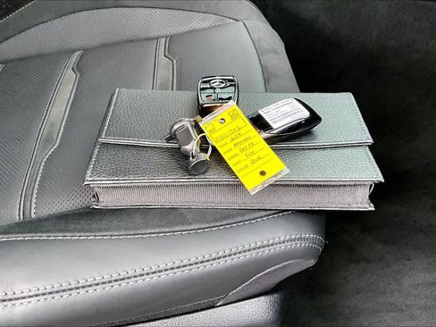 Used 2024 Mercedes-Benz GLE 53 AMG 4MATIC image 14