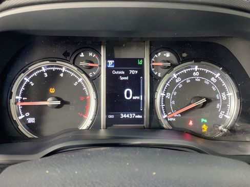 Used 2023 Toyota 4Runner Limited image 18