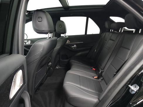 Used 2026 Mercedes-Benz GLE 450 4MATIC w/ Driver Assistance Package image 25