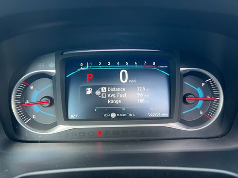 Used 2019 Honda Pilot Touring image 31