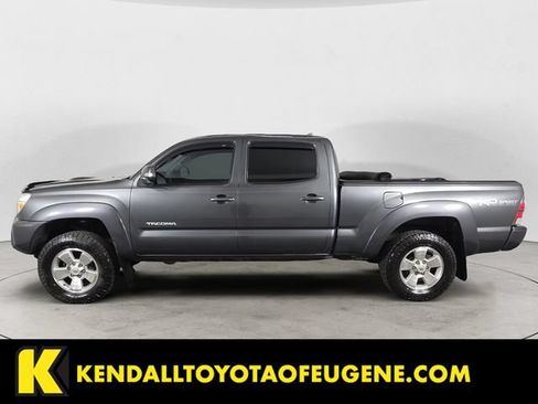 Used 2014 Toyota Tacoma 4x4 Double Cab w/ TRD Sport Package image 8