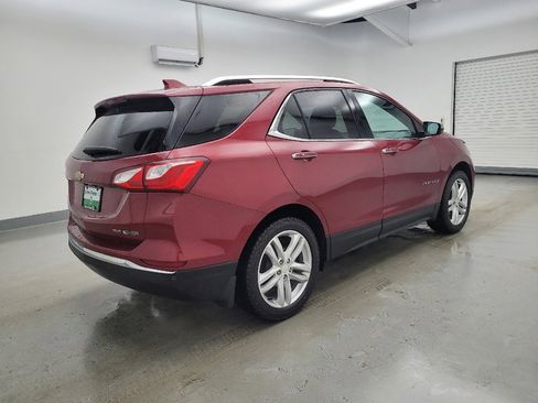 Used 2018 Chevrolet Equinox Premier image 10
