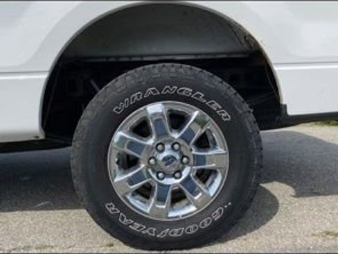 Used 2014 Ford F150 XLT w/ Equipment Group 302A Luxury AWD/4WD image 6