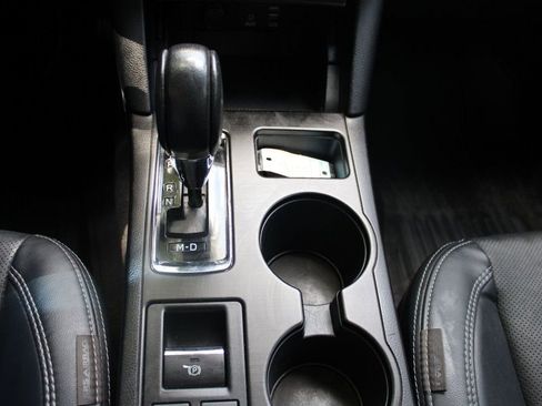 Used 2018 Subaru Outback 2.5i Limited image 30