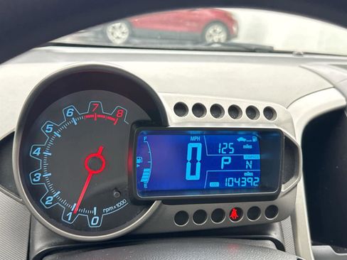 Used 2014 Chevrolet Sonic LT image 29