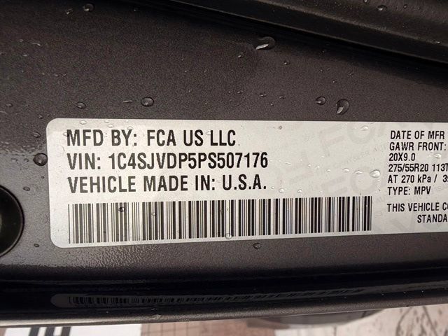 Used 2023 Jeep Wagoneer Series III w/ Preferred Equipment Group AWD/4WD image 21