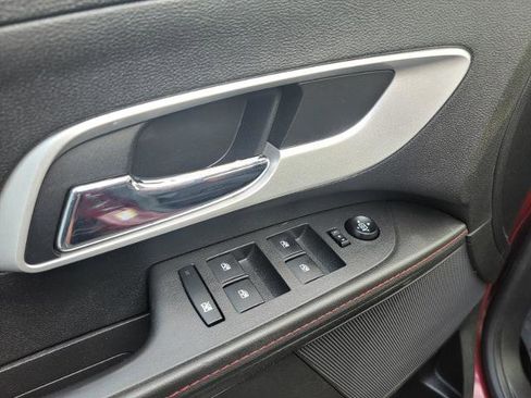 Used 2011 Chevrolet Equinox LT w/ Driver Convenience Package image 19