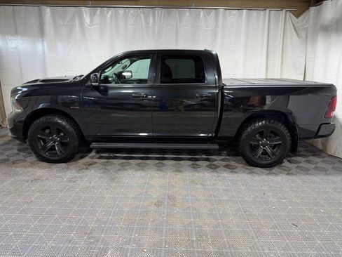 Used 2015 RAM 1500 Sport w/ Black Ram 1500 Sport Group AWD/4WD image 5