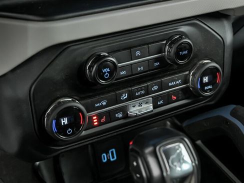 Used 2021 Ford Bronco Wildtrak image 28