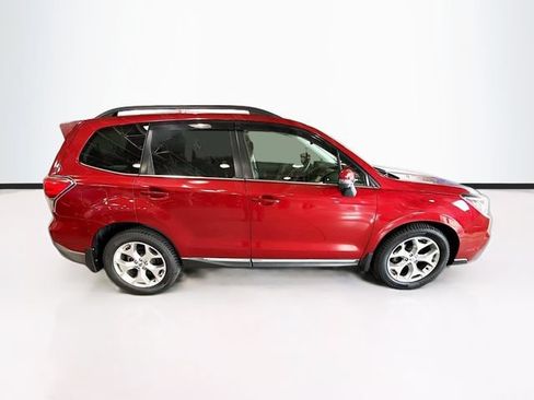 Used 2018 Subaru Forester 2.5i Touring AWD/4WD image 5
