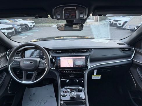 New 2026 Jeep Grand Cherokee Limited w/ Limited Altitude Package image 22