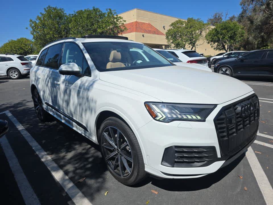 Used 2023 Audi Q7 3.0T Premium Plus AWD/4WD image 4