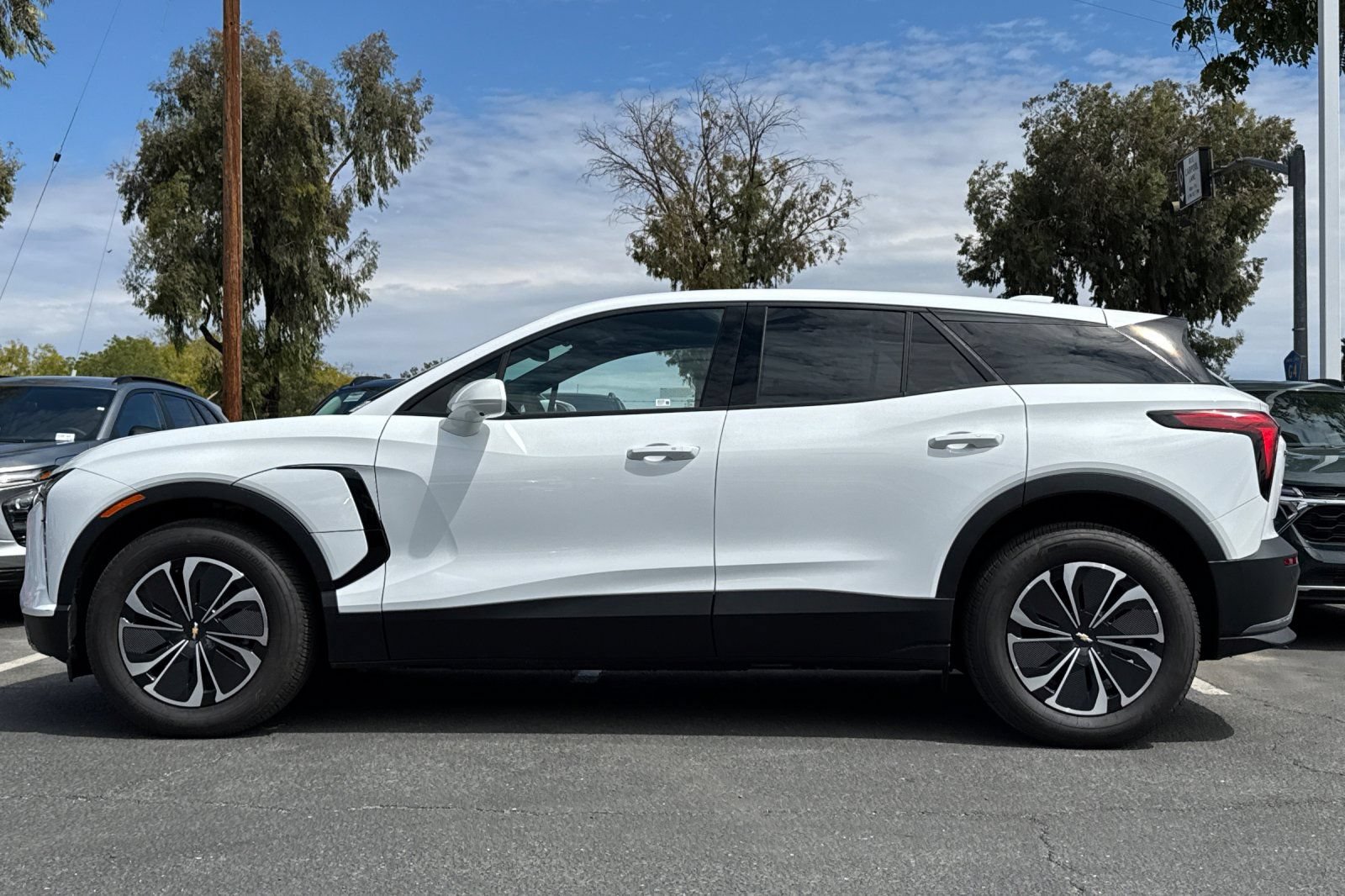 Used 2026 Chevrolet Blazer EV LT FWD image 8