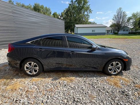 Used 2018 Honda Civic LX image 7