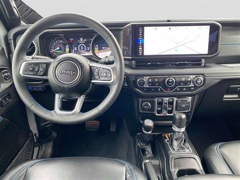 Used 2024 Jeep Wrangler High Altitude image 14