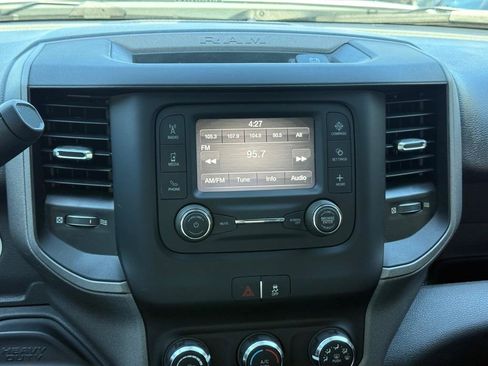 Used 2024 RAM 2500 Tradesman w/ Chrome Appearance Group AWD/4WD image 32
