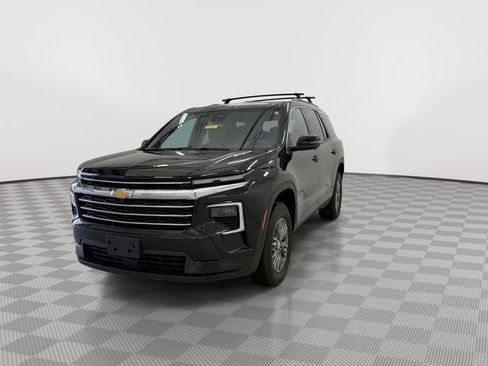 Certified 2026 Chevrolet Traverse LT w/ Enhanced Driving Package FWD image 5