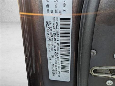 Used 2018 Jeep Compass Latitude w/ Popular Equipment Group image 23