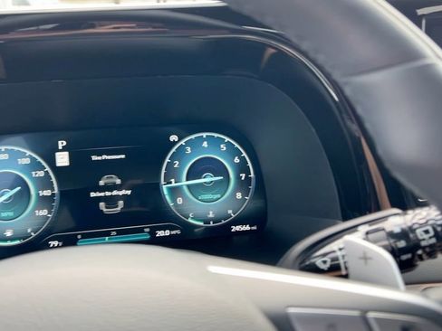 Used 2023 Hyundai Palisade Calligraphy image 23