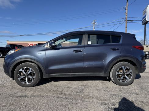 Used 2020 Kia Sportage LX image 4