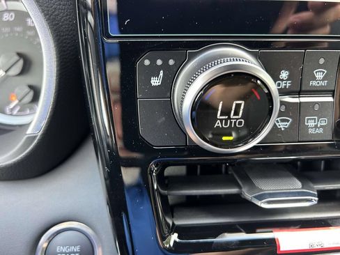 New 2026 Toyota Highlander XLE AWD/4WD image 25