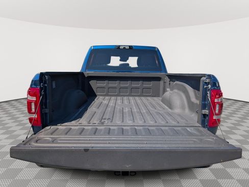 Used 2024 RAM 2500 Big Horn w/ Safety Group AWD/4WD image 14