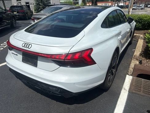 Used 2023 Audi e-tron GT Premium Plus w/ Performance Package AWD/4WD image 8