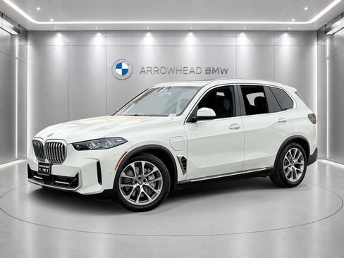 Used 2025 BMW X5 xDrive50e AWD/4WD image 1