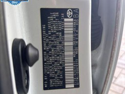 Certified 2018 Toyota Corolla LE image 23