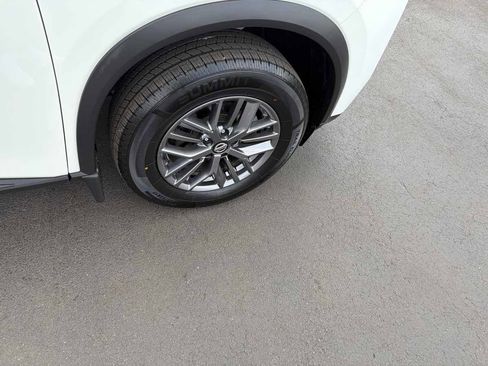 Used 2021 Nissan Rogue S AWD/4WD image 31