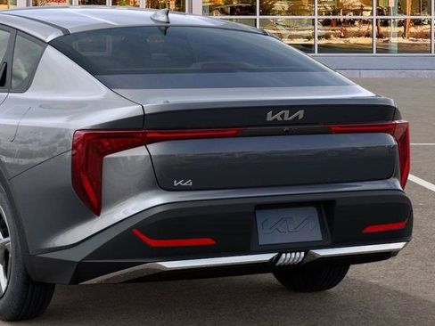 New 2026 Kia K4 LXS image 13