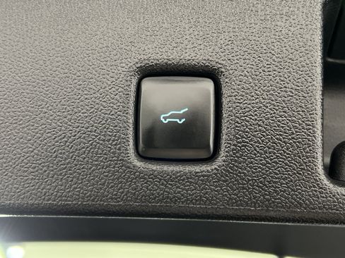 Used 2024 Ford Escape Active image 25