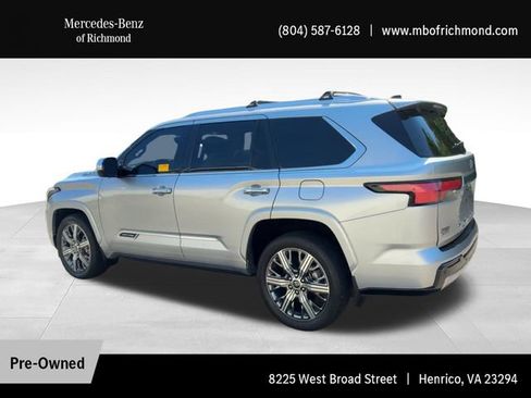 Used 2023 Toyota Sequoia Capstone AWD/4WD image 8