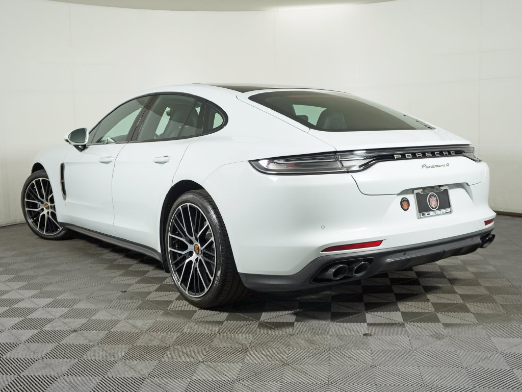 Used 2023 Porsche Panamera 4 Platinum Edition w/ Assistance Package AWD/4WD image 3