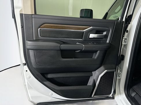 Used 2024 RAM 2500 Laramie w/ Safety Group image 27