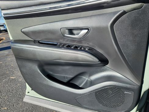 Used 2023 Hyundai Santa Cruz Limited image 13